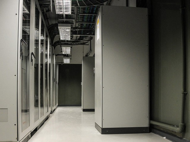 Data_center_02